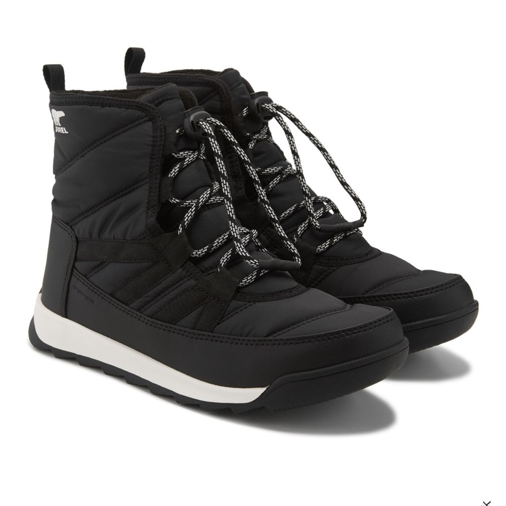 Sorel kids winter boots Whitney size 2. Like new condition.